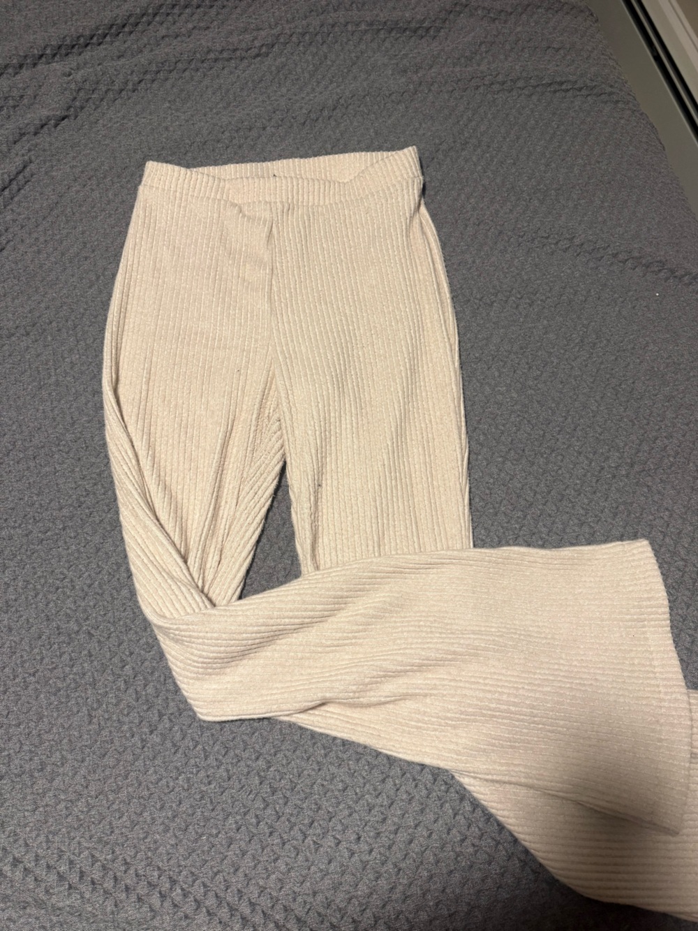 Zara Off-the-Shoulder Ribbed Sweater Pants in Cream